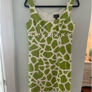 Cute print dress. Y Laundry by Shelli Segal